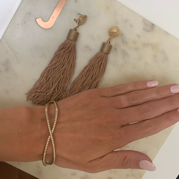 2 for 1 fringe drop earrings and gold bangle! - Picture 5 of 6